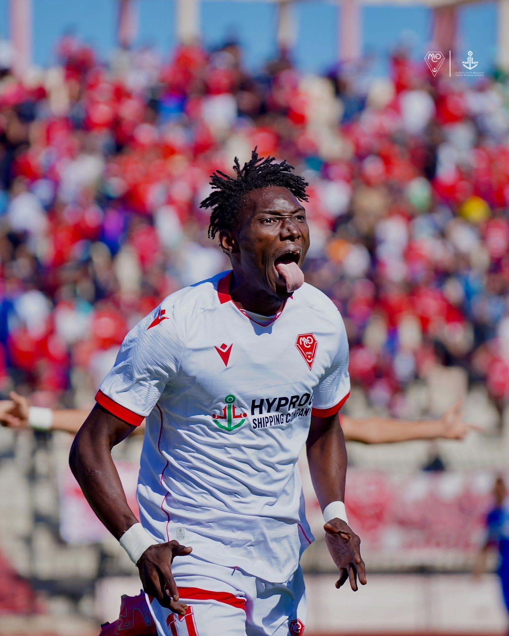 مولودية وهران يعزز حظوظه في البقاء بثنائية جوبي عمر أمام نجم مقرة